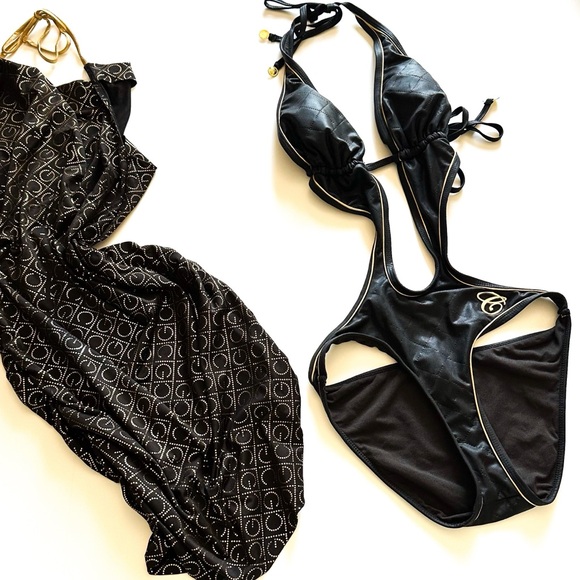 Vintage Print Campaign Coogi Monokini & Coverup in Black Quilt with Gold Logos S - Picture 1 of 16